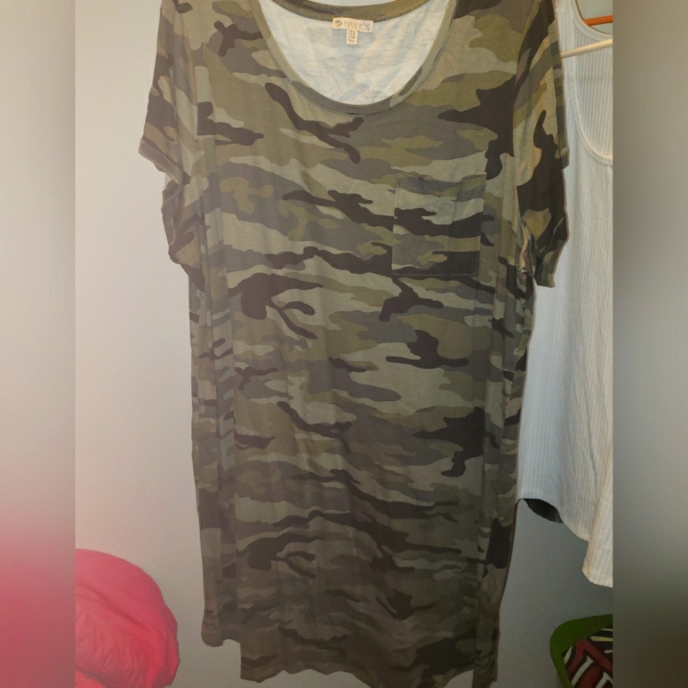 Camo t-shirt pocket dress